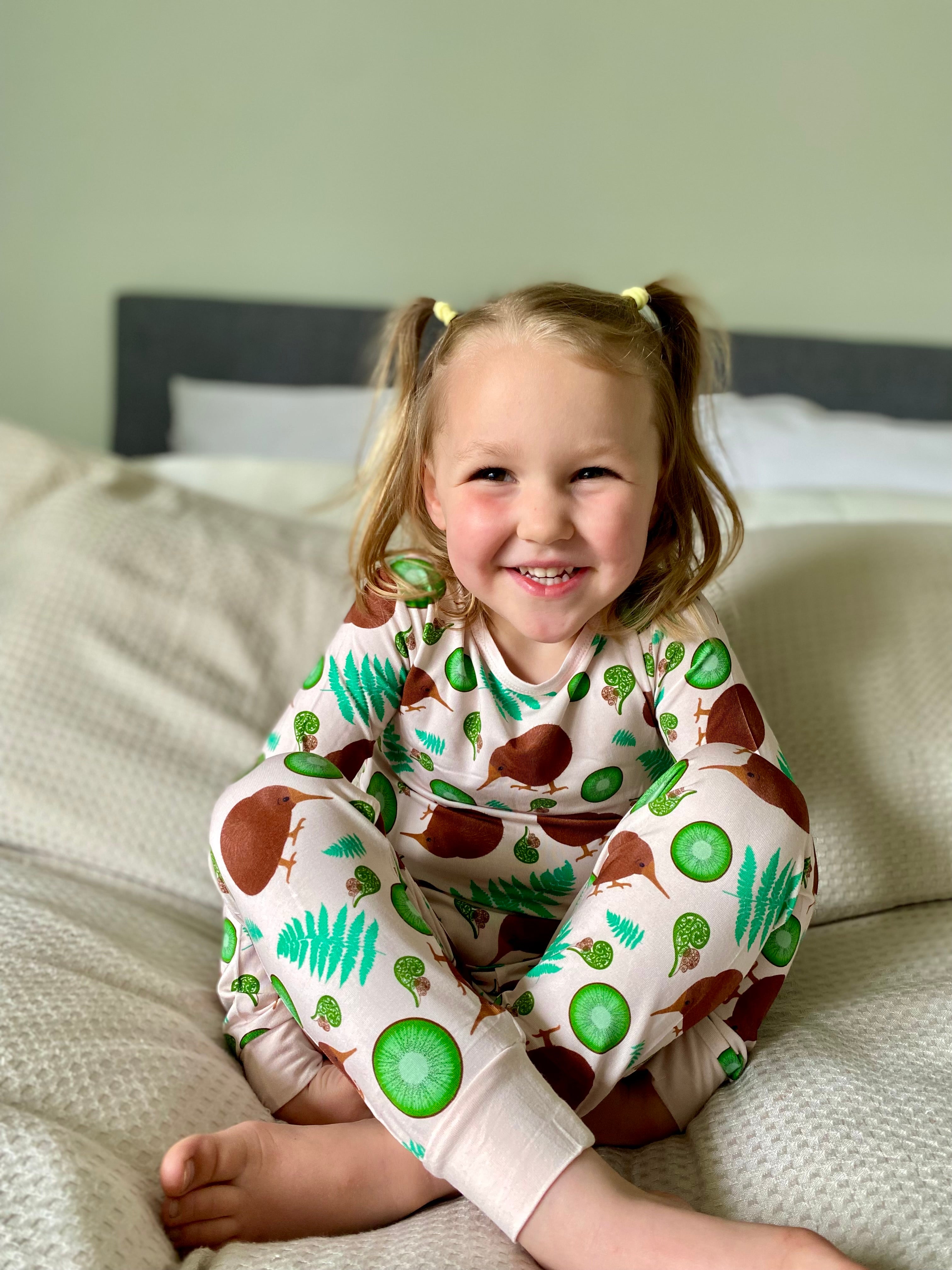 Classic 2 piece pyjama set -Kiwi Wonderland