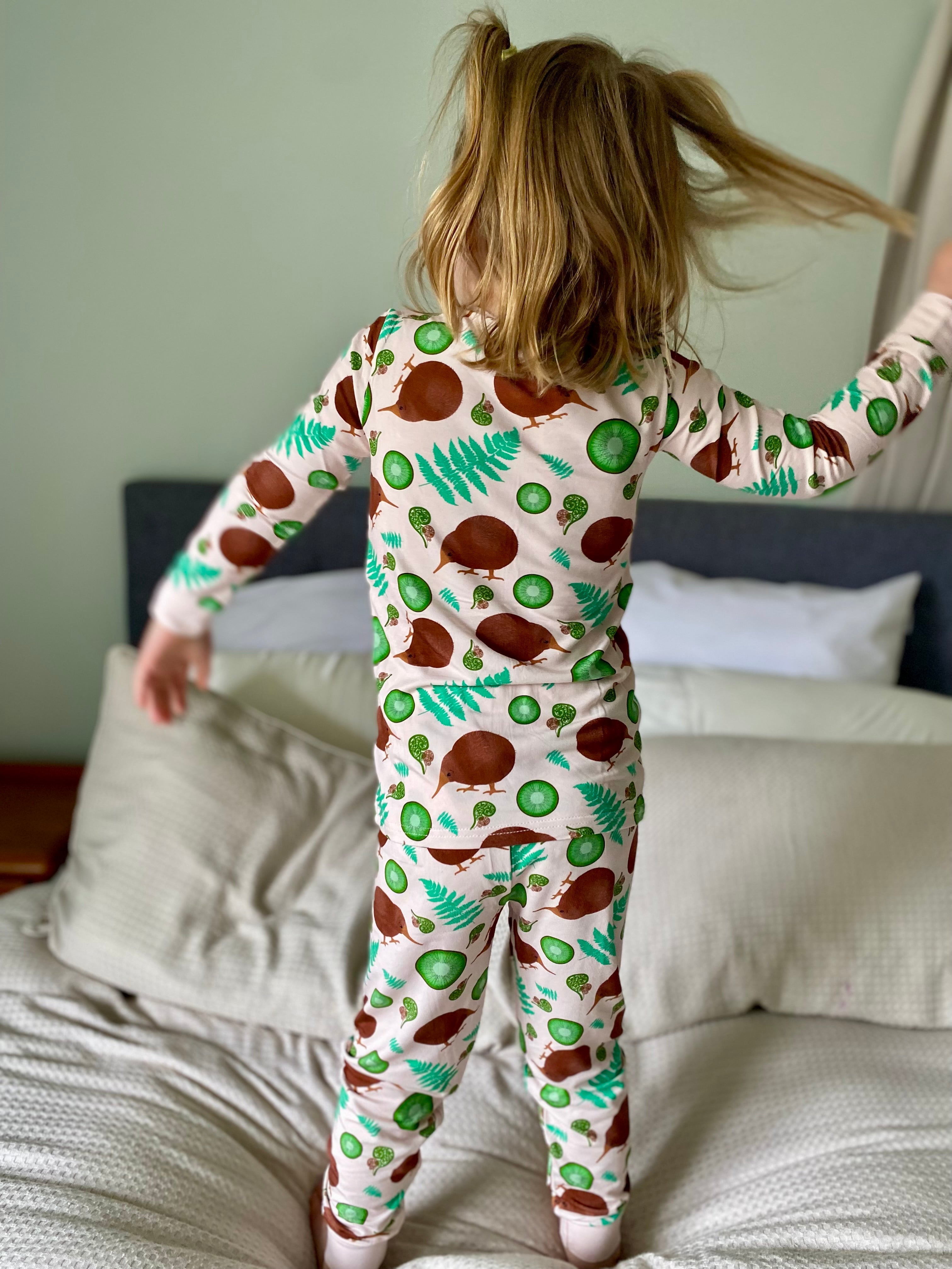 Classic 2 piece pyjama set -Kiwi Wonderland
