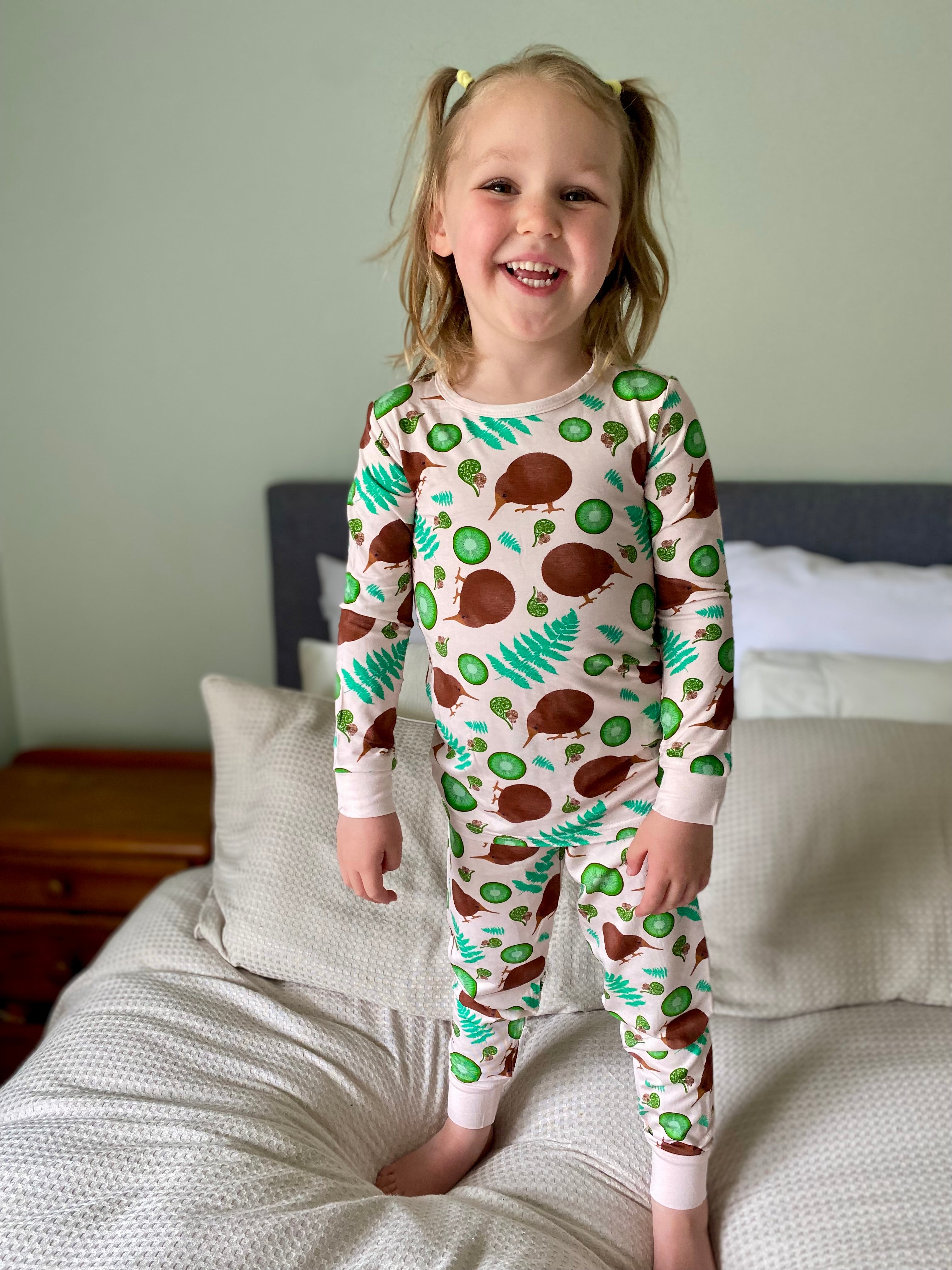 Classic 2 piece pyjama set -Kiwi Wonderland